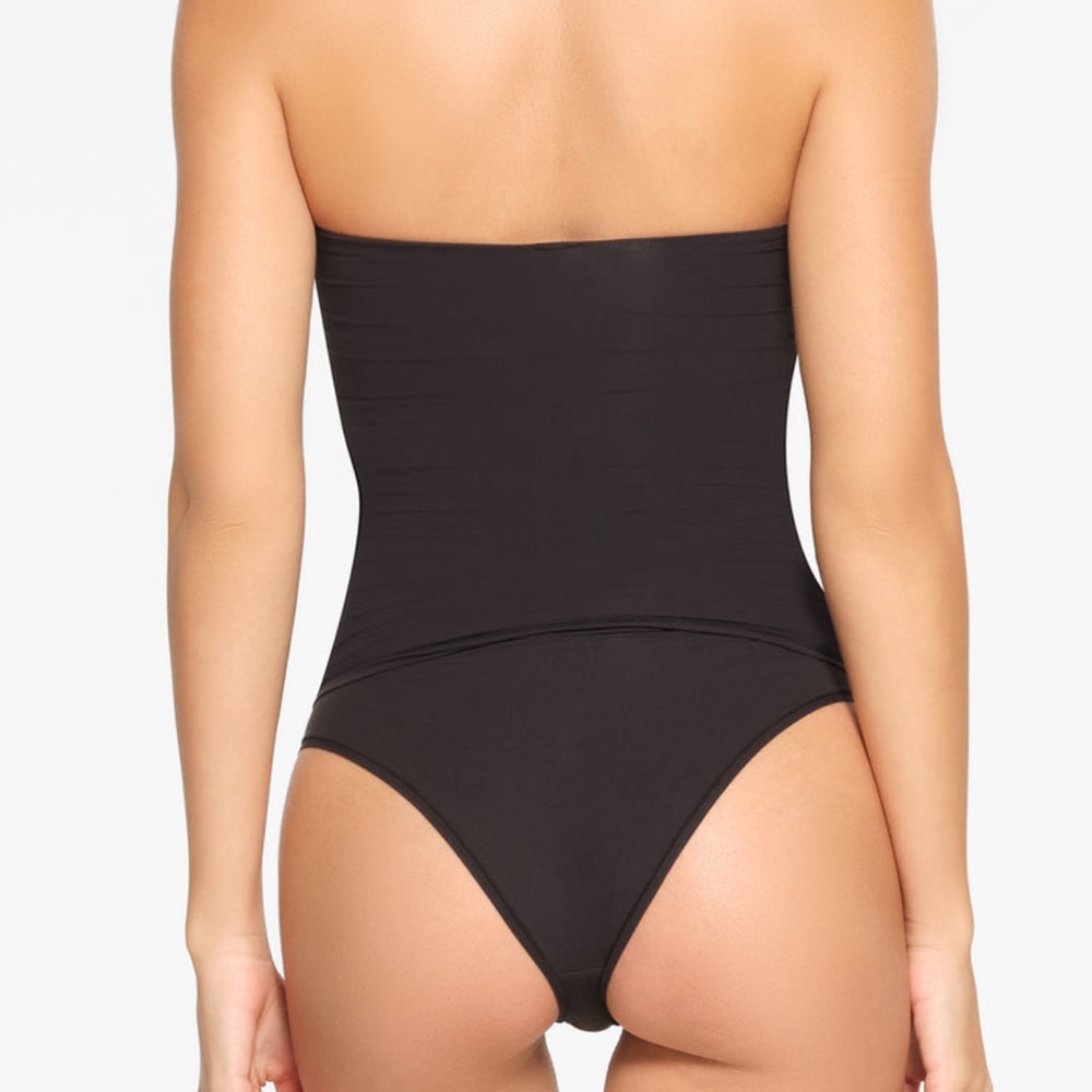 SKIMS NWT Fits Everybody Tube Top - Onyx - Picture 2 of 4